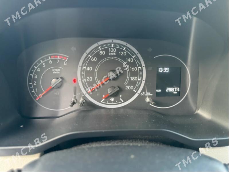 Toyota Hiace 2023 - 520 000 TMT - Мары - img 2