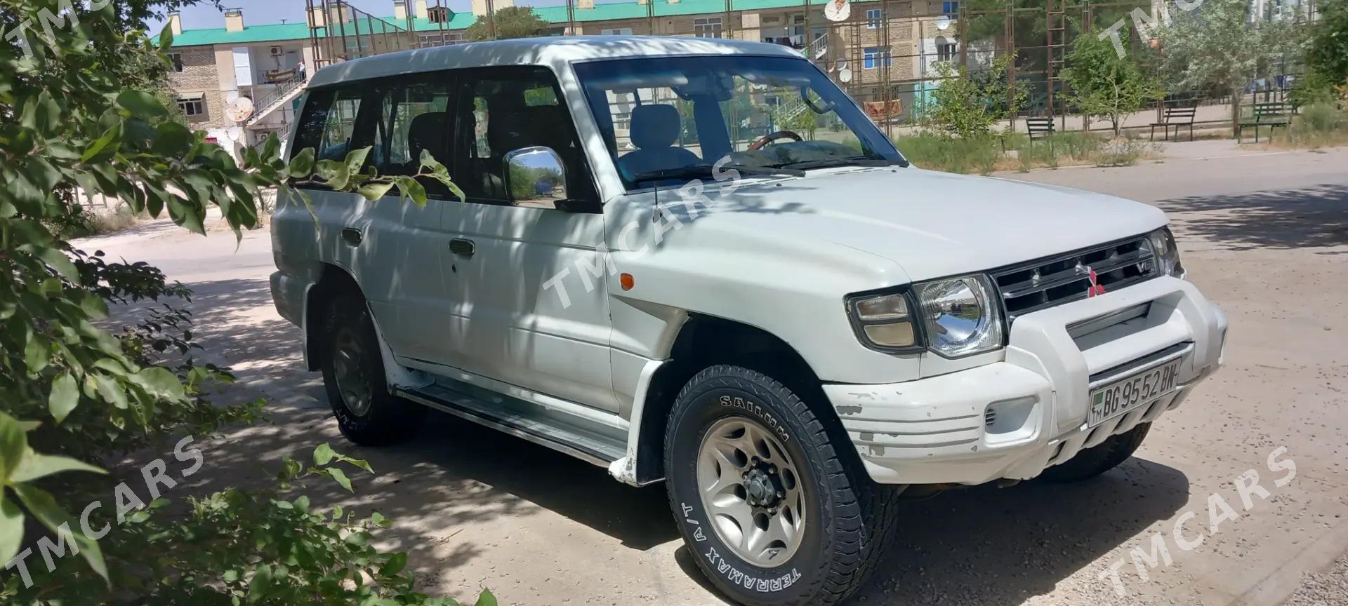 Mitsubishi Pajero 1999 - 70 000 TMT - Балканабат - img 3
