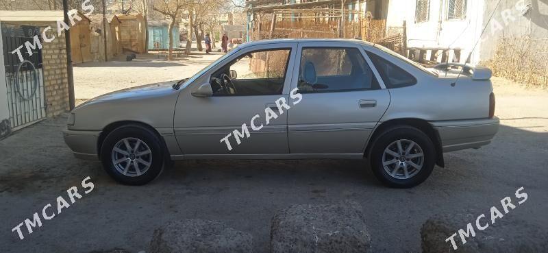 Opel Vectra 1992 - 46 000 TMT - Gazojak - img 4