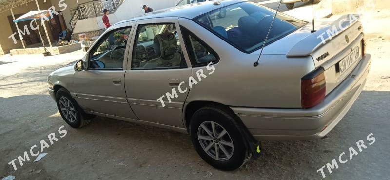 Opel Vectra 1992 - 46 000 TMT - Gazojak - img 5