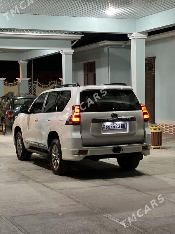 Toyota Land Cruiser Prado 2021 - 880 000 TMT - Balkanabat - img 2