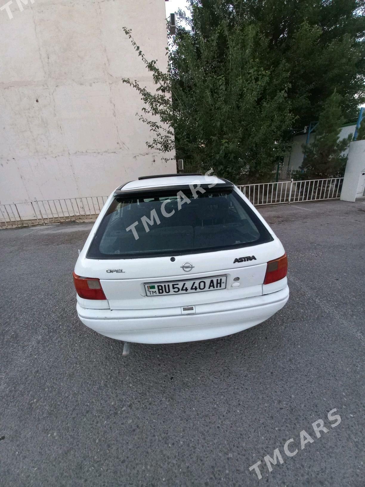 Opel Astra 1992 - 23 000 TMT - Kaka - img 7