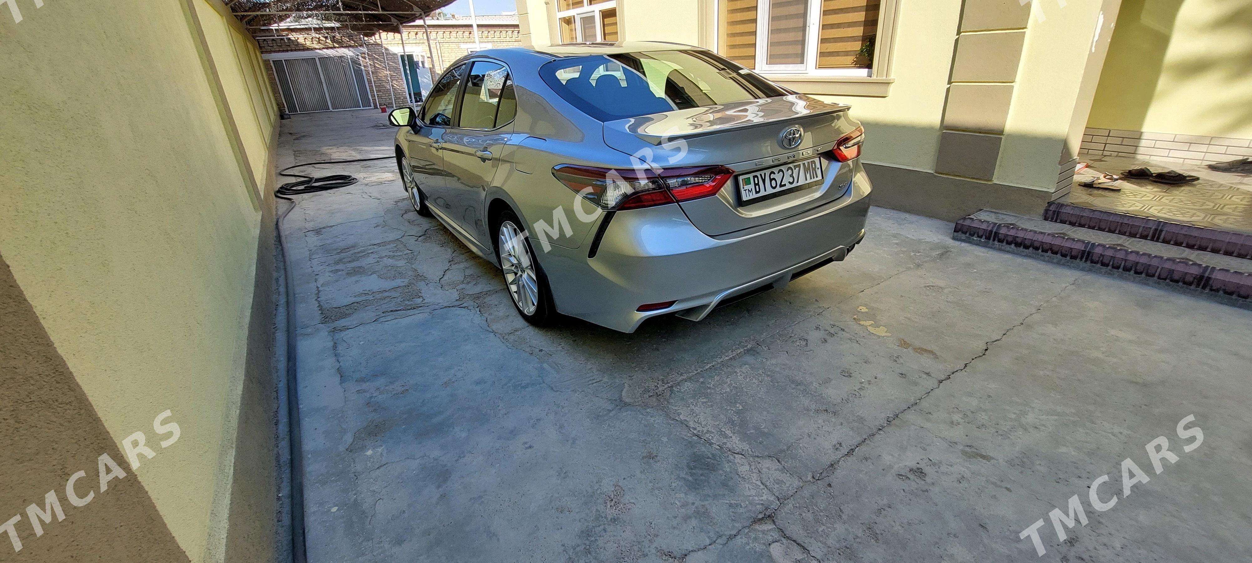 Toyota Camry 2022 - 290 000 TMT - Байрамали - img 3