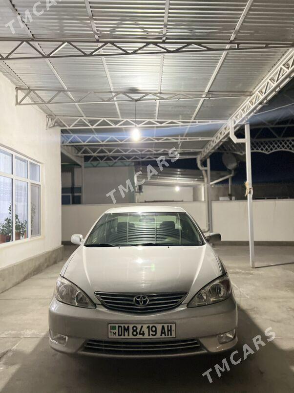 Toyota Camry 2004 - 160 000 TMT - Kaka - img 3