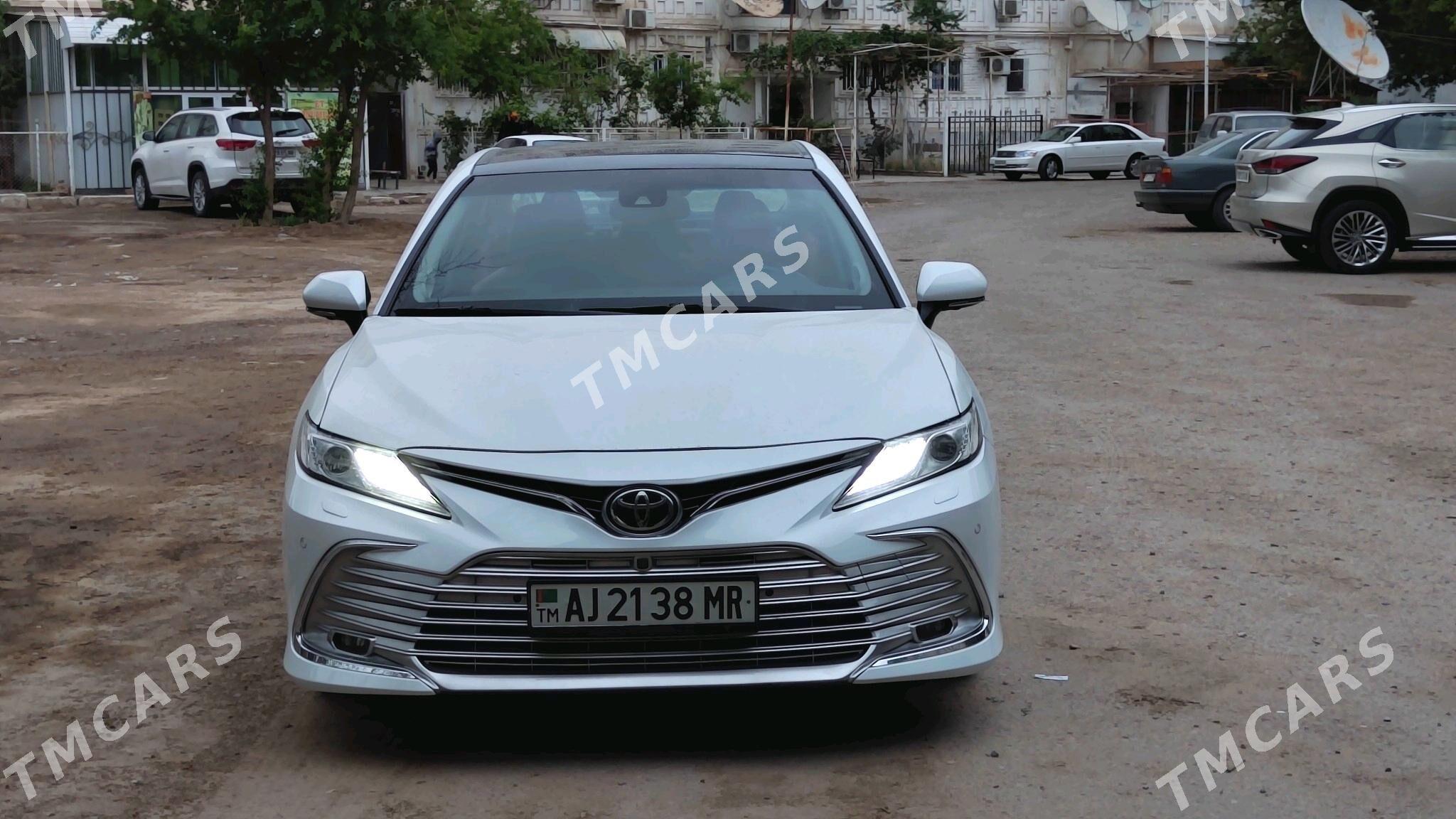 Toyota Camry 2019 - 345 000 TMT - Мары - img 3
