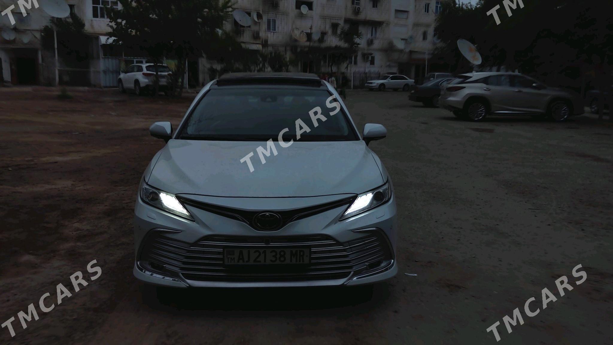 Toyota Camry 2019 - 345 000 TMT - Мары - img 2