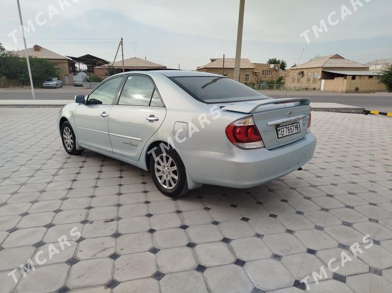 Toyota Camry 2005 - 220 000 TMT - Мары - img 1