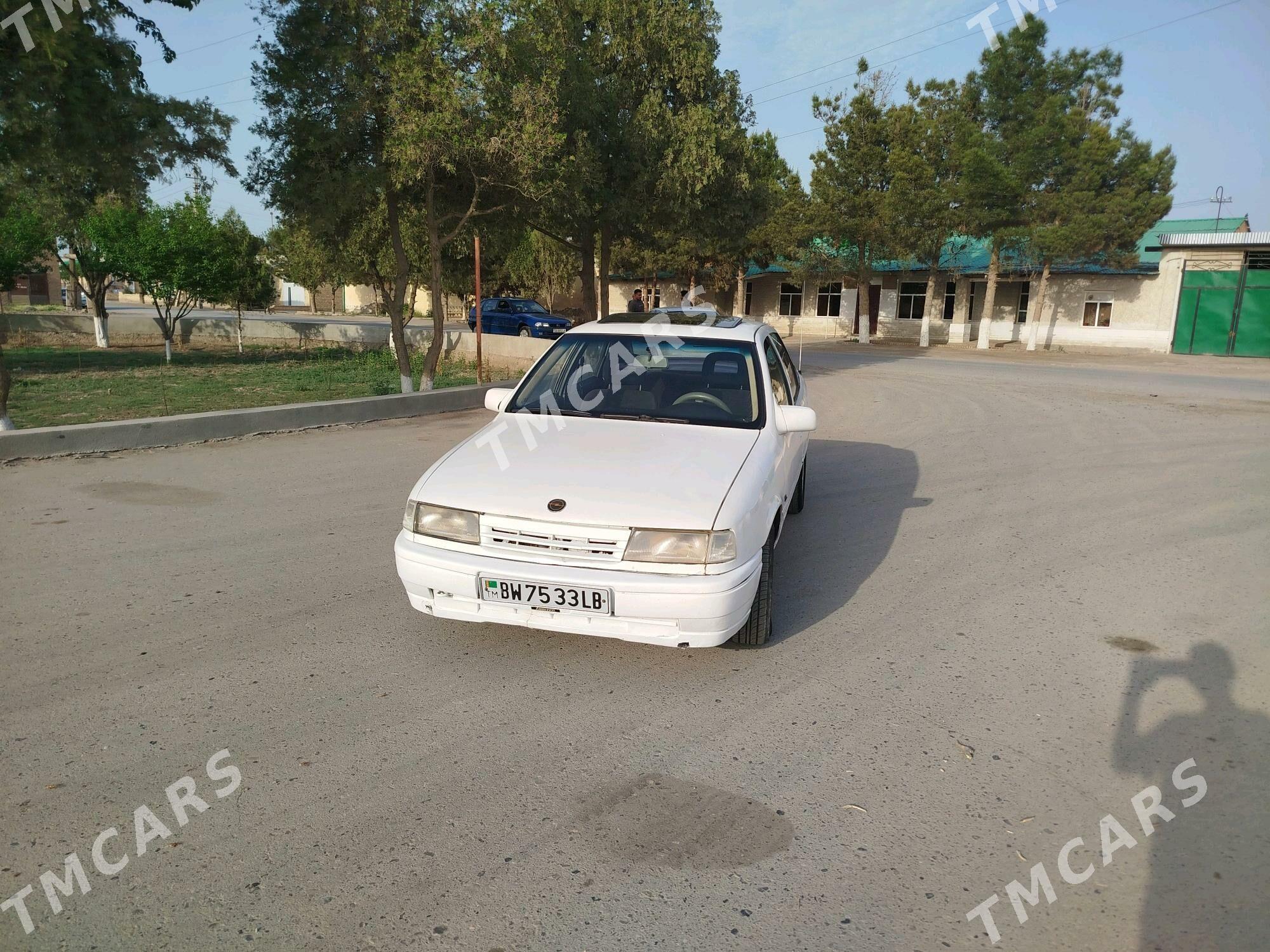 Opel Vectra 1990 - 24 000 TMT - Dänew - img 5