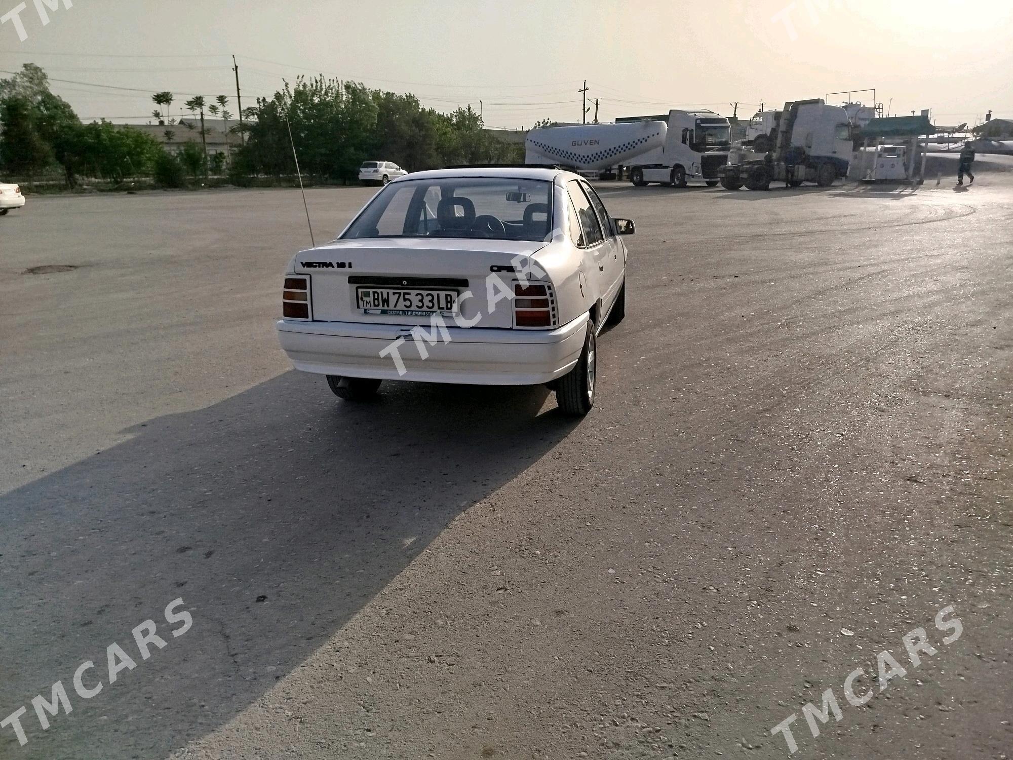Opel Vectra 1990 - 24 000 TMT - Dänew - img 7