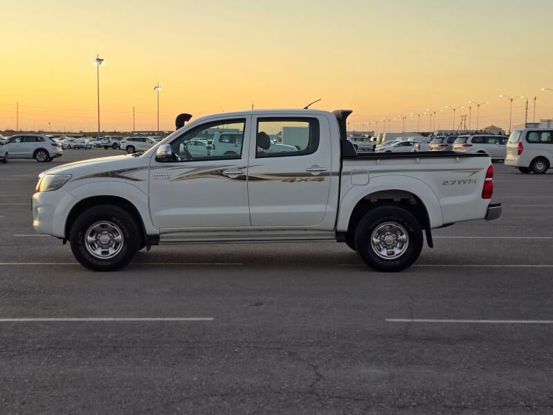 Toyota Hilux 2015 - 428 000 TMT - Ашхабад - img 9