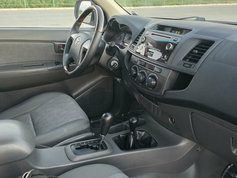 Toyota Hilux 2015 - 428 000 TMT - Ашхабад - img 7