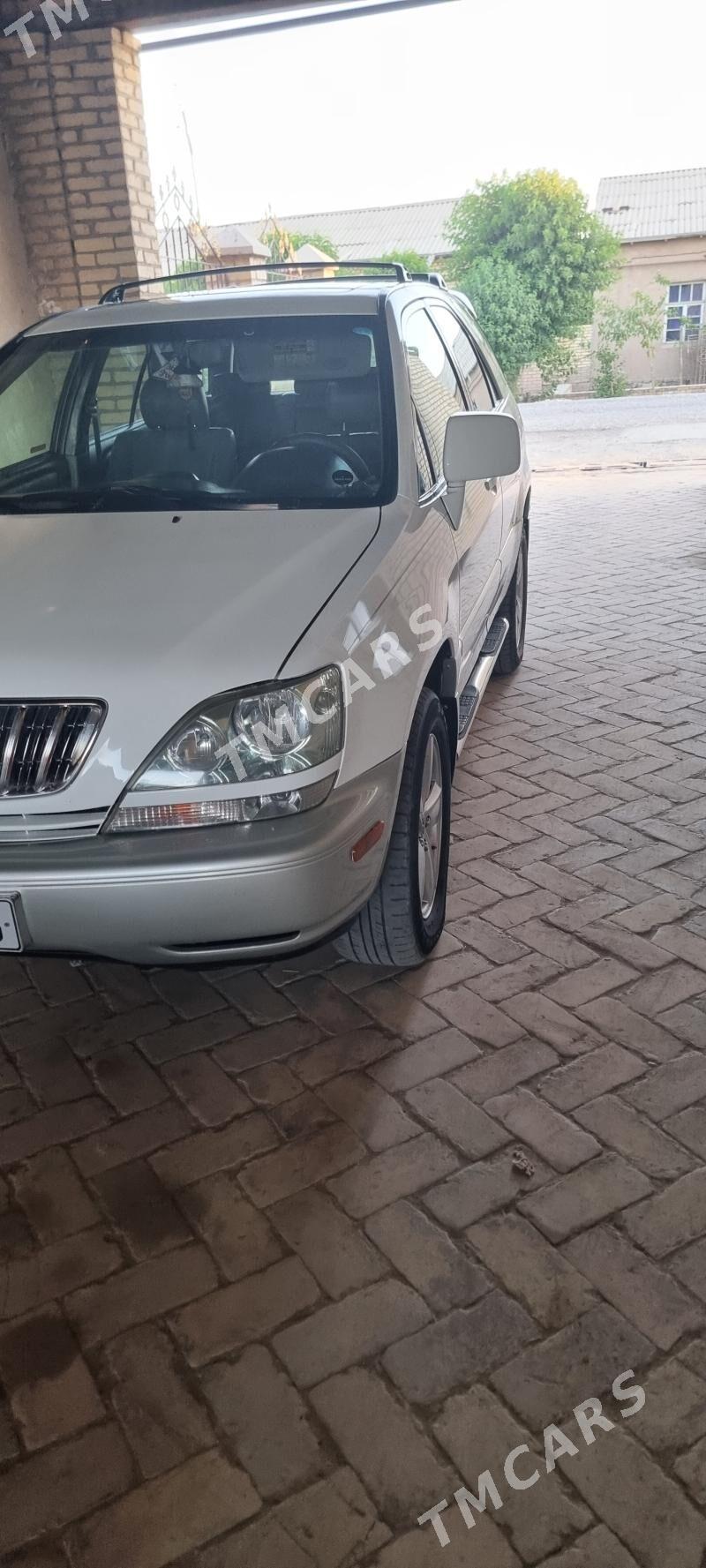 Lexus RX 300 2000 - 190 000 TMT - Халач - img 5