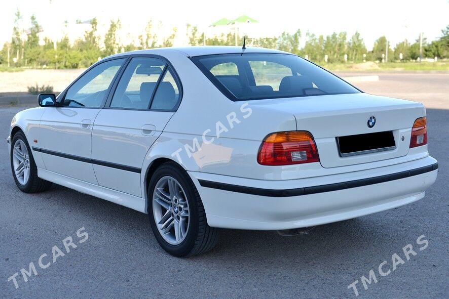 BMW E39 1998 - 110 000 TMT - Mary - img 3