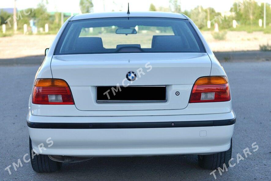 BMW E39 1998 - 110 000 TMT - Mary - img 9