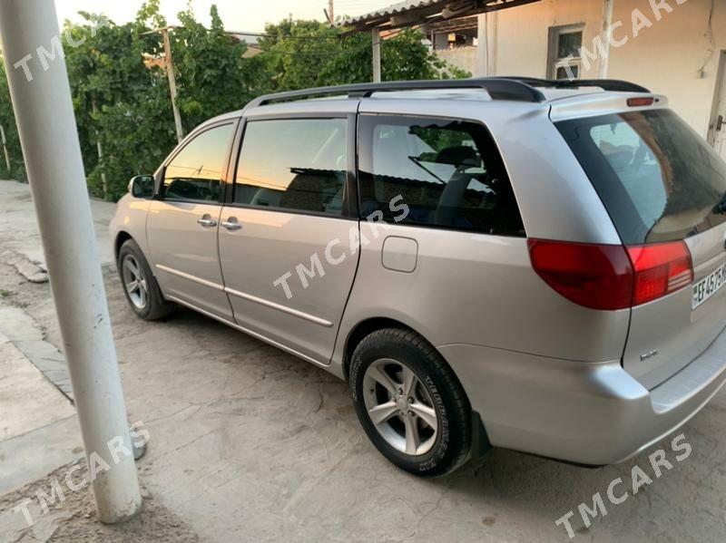 Toyota Sienna 2004 - 210 000 TMT - Türkmengala - img 4