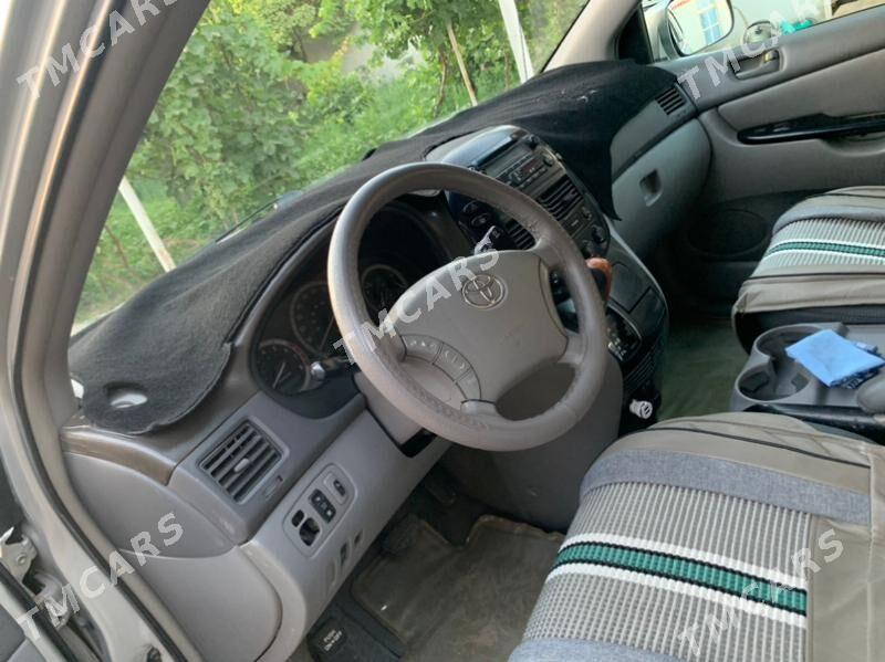 Toyota Sienna 2004 - 210 000 TMT - Türkmengala - img 2