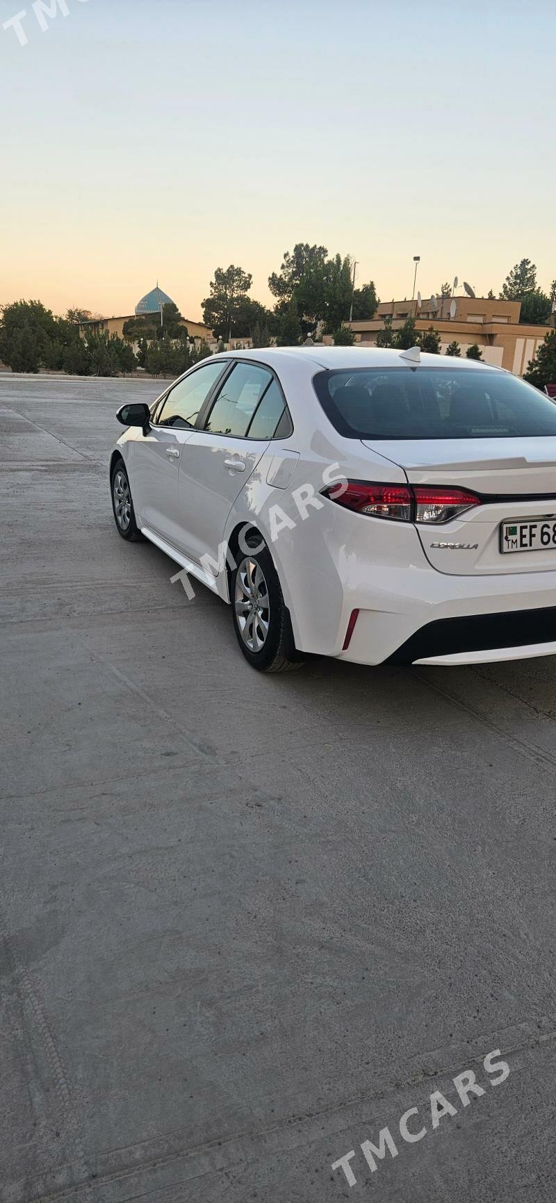 Toyota Corolla 2021 - 235 000 TMT - Кëши - img 9