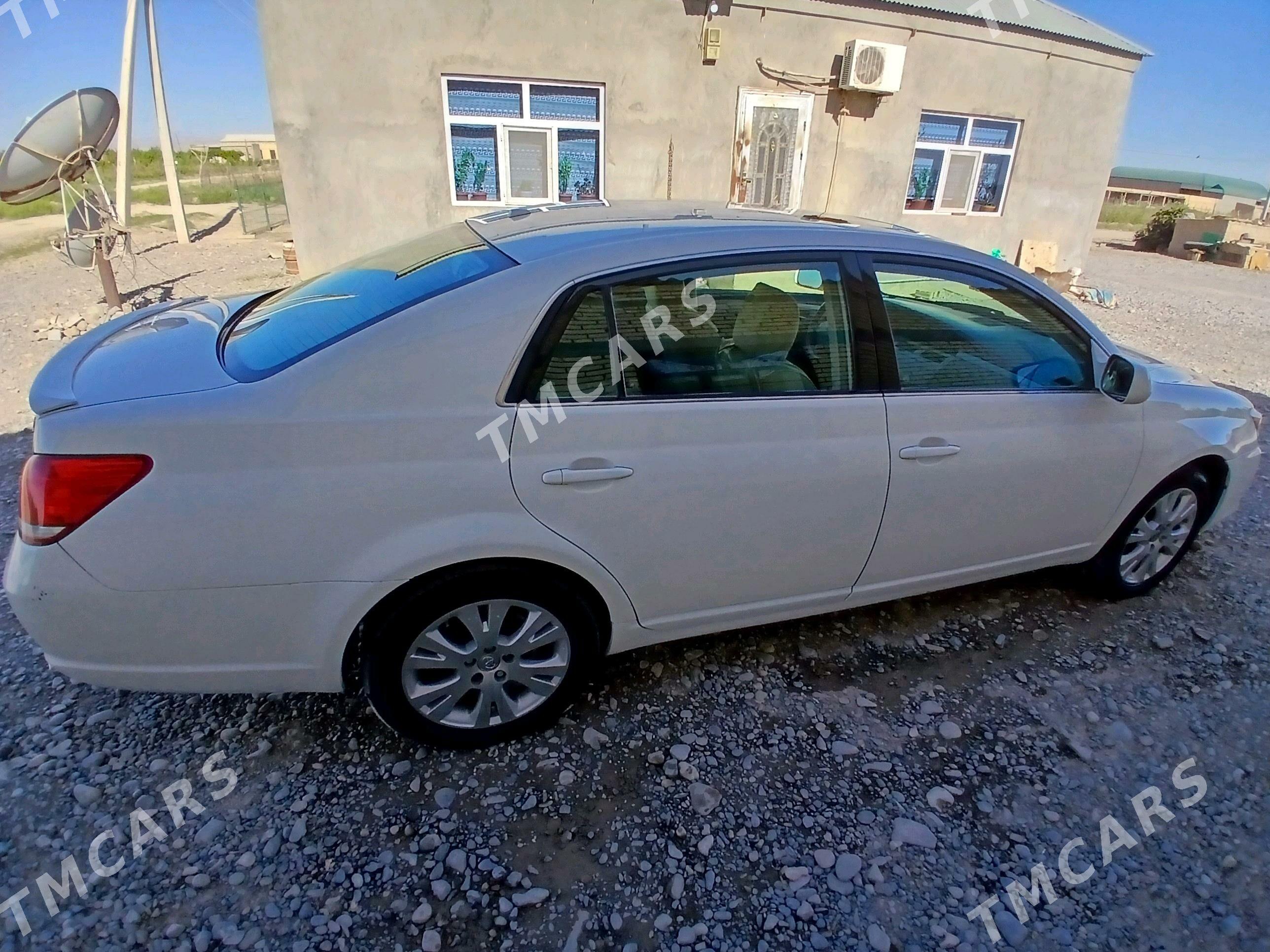 Toyota Avalon 2009 - 220 000 TMT - Кака - img 5