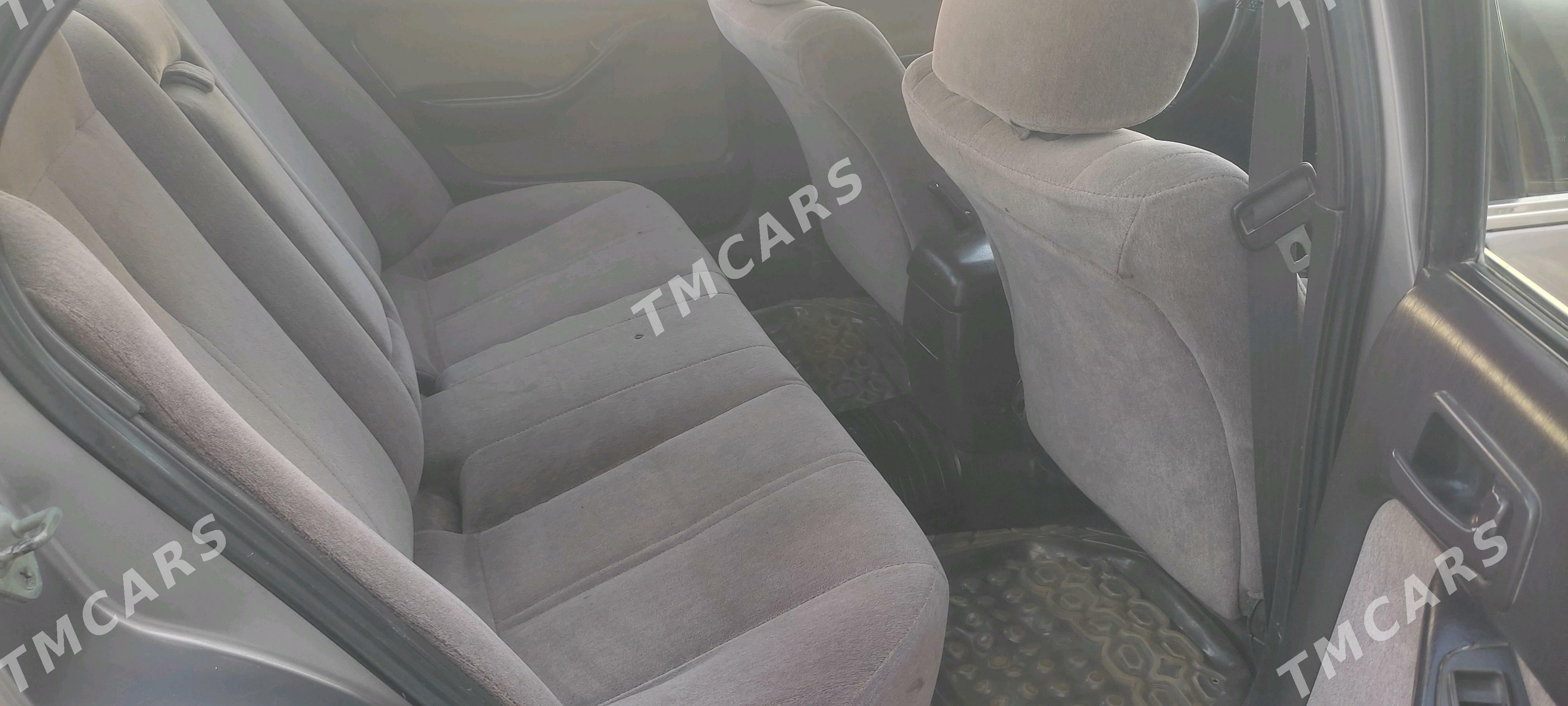 Toyota Camry 1992 - 65 000 TMT - Мары - img 6