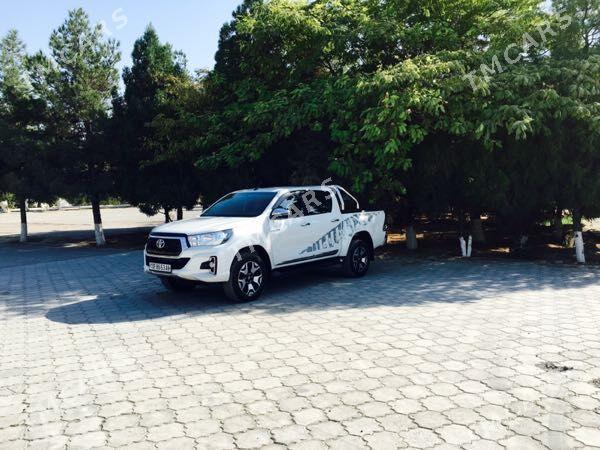Toyota Hilux 2018 - 560 000 TMT - Гёкдепе - img 5