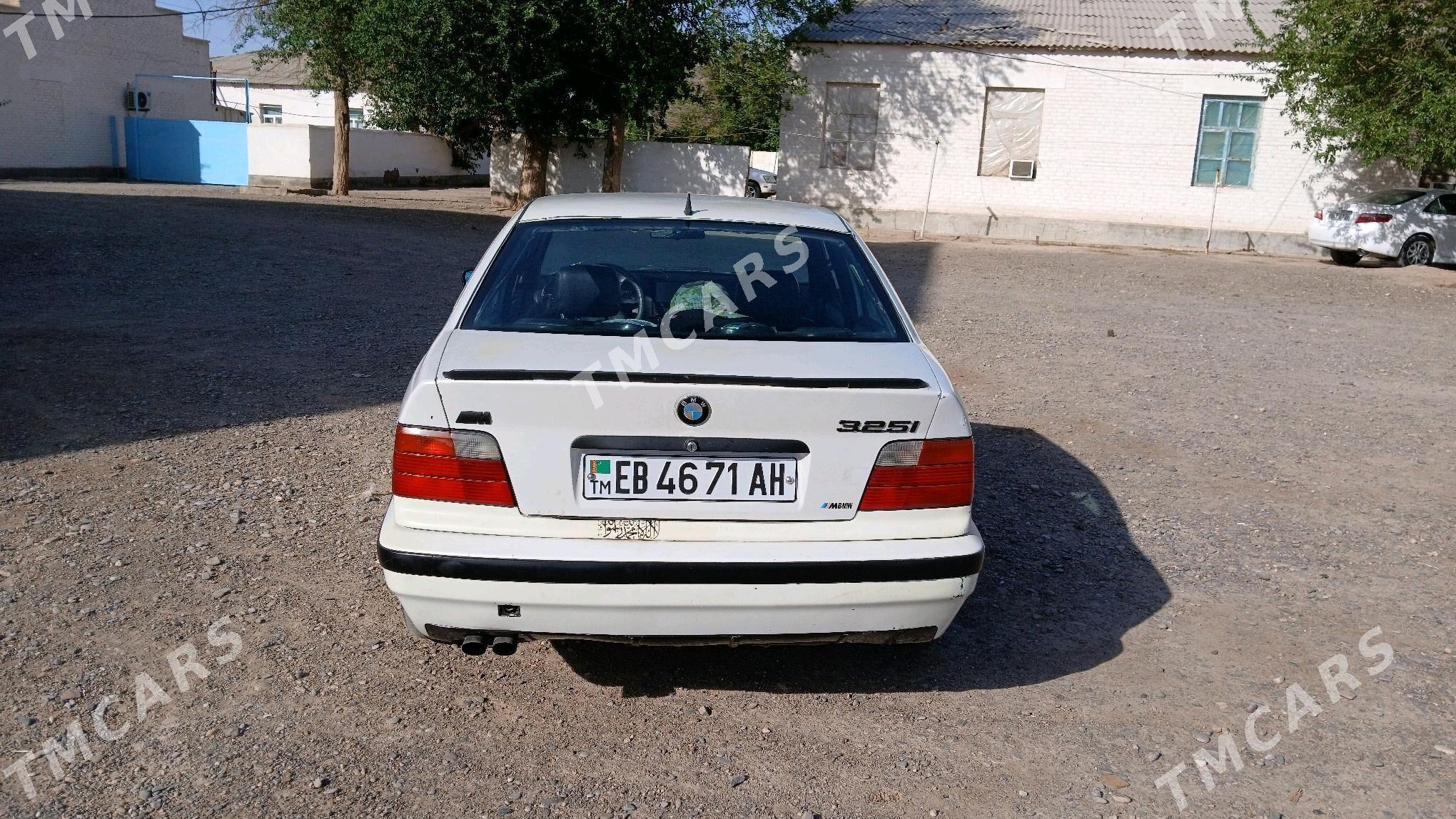 BMW 325 1992 - 45 000 TMT - Sarahs - img 6