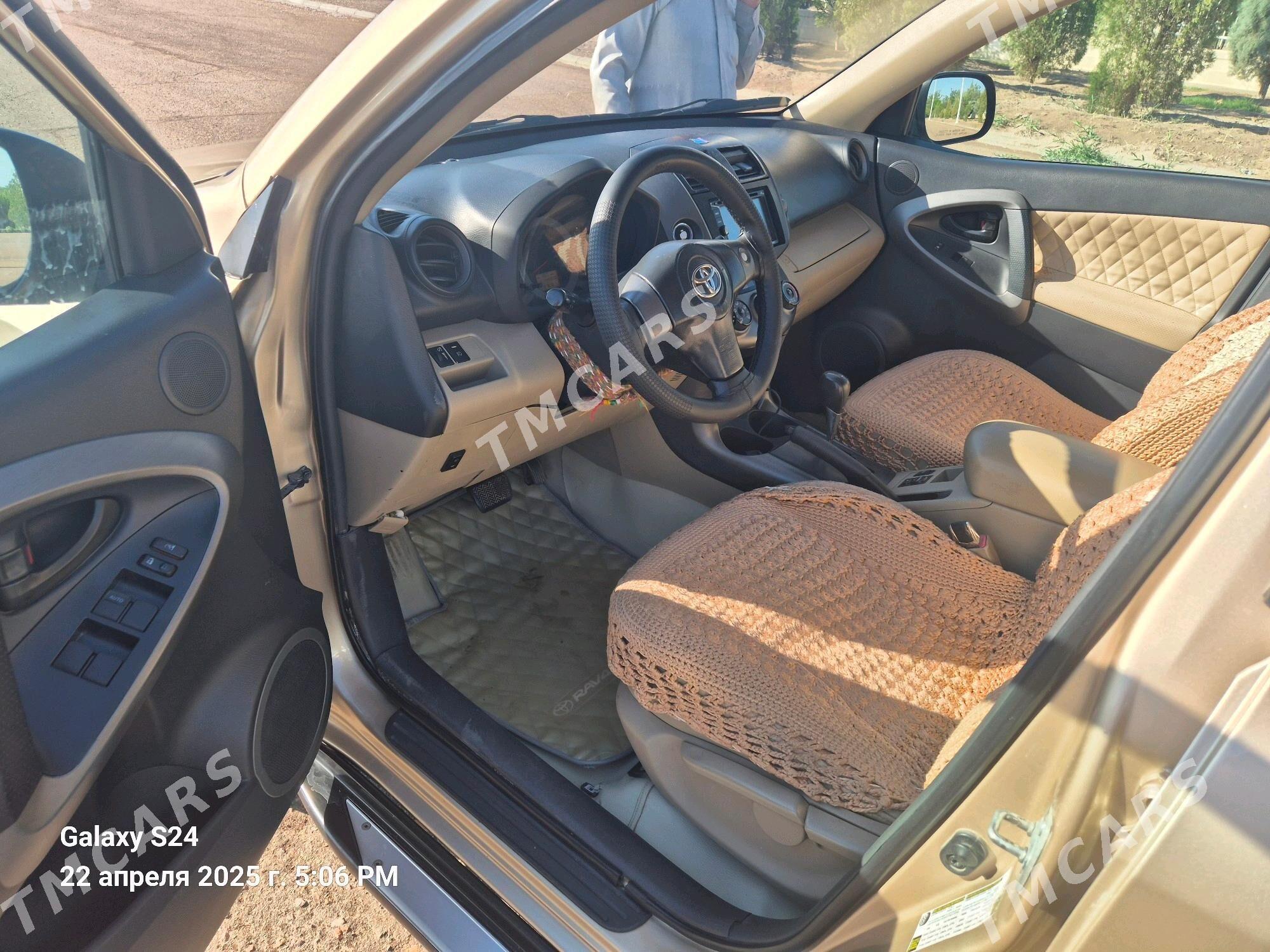 Toyota RAV4 2009 - 170 000 TMT - Дашогуз - img 4