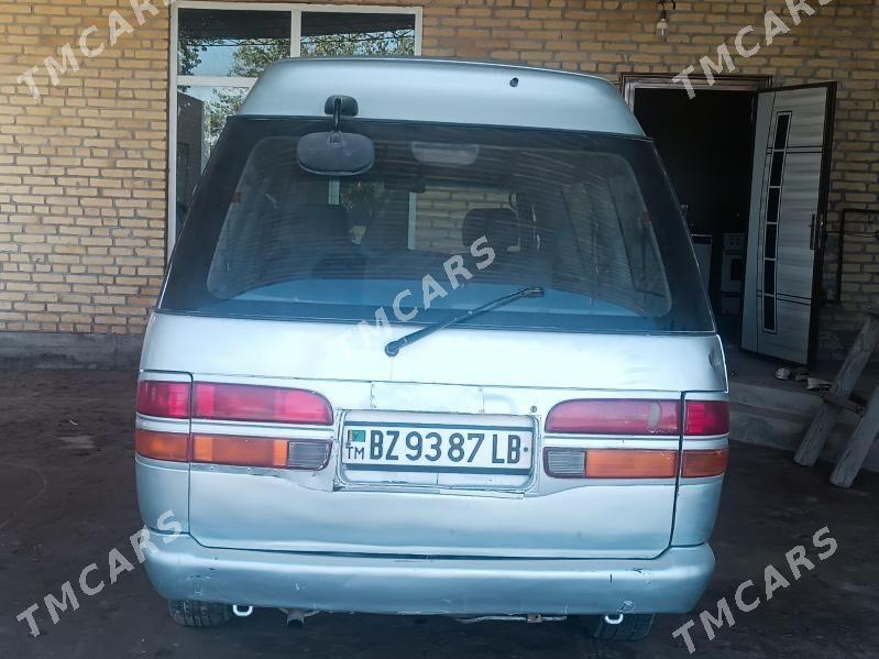 Toyota Town Ace 1993 - 30 000 TMT - Саят - img 2