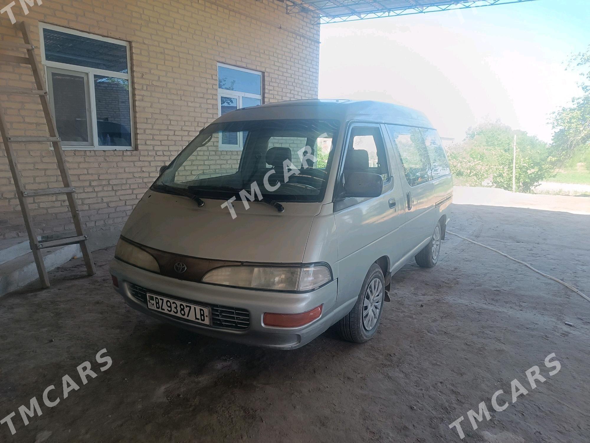 Toyota Town Ace 1993 - 30 000 TMT - Саят - img 3