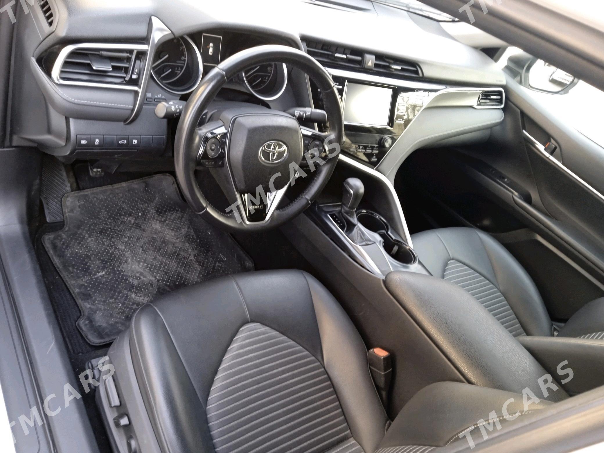Toyota Camry 2017 - 259 000 TMT - Ашхабад - img 4