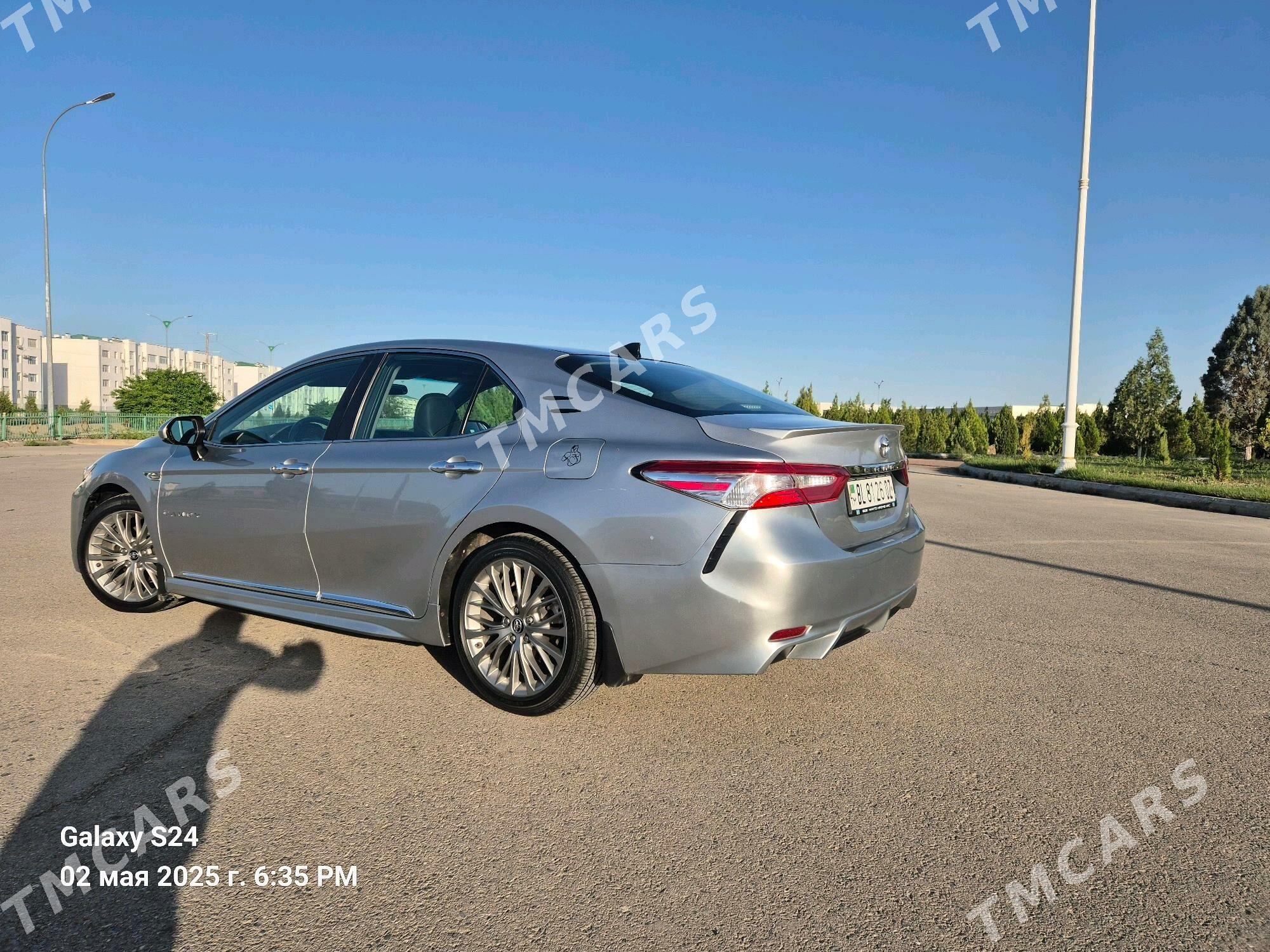 Toyota Camry 2019 - 280 000 TMT - Дашогуз - img 3