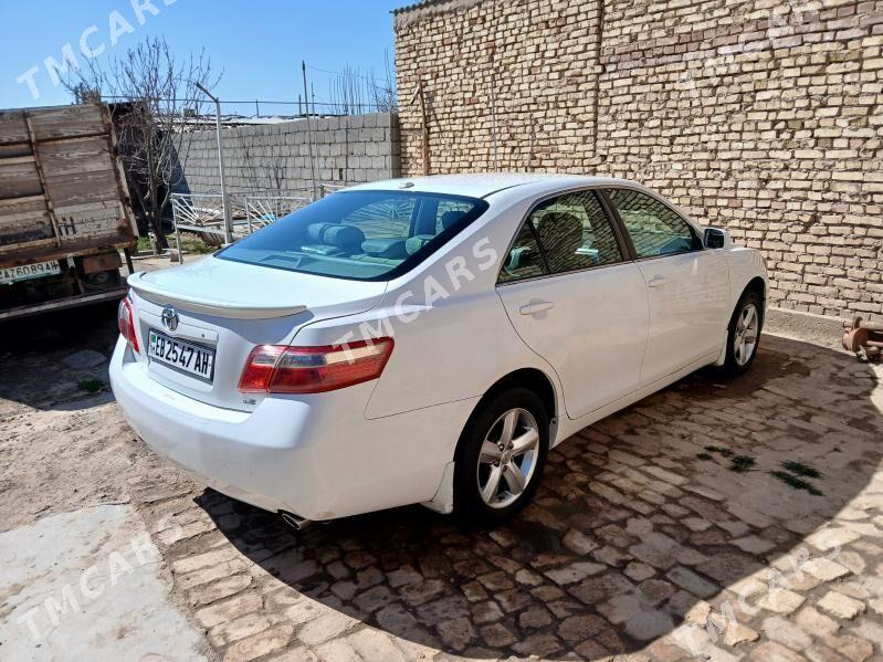 Toyota Camry 2007 - 158 000 TMT - Теджен - img 2