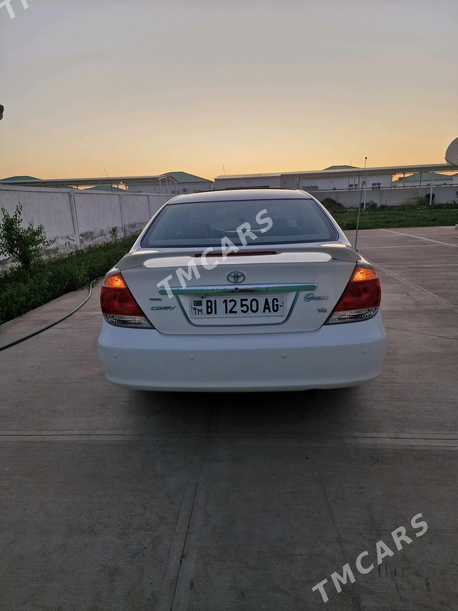 Toyota Camry 2003 - 190 000 TMT - Ашхабад - img 4
