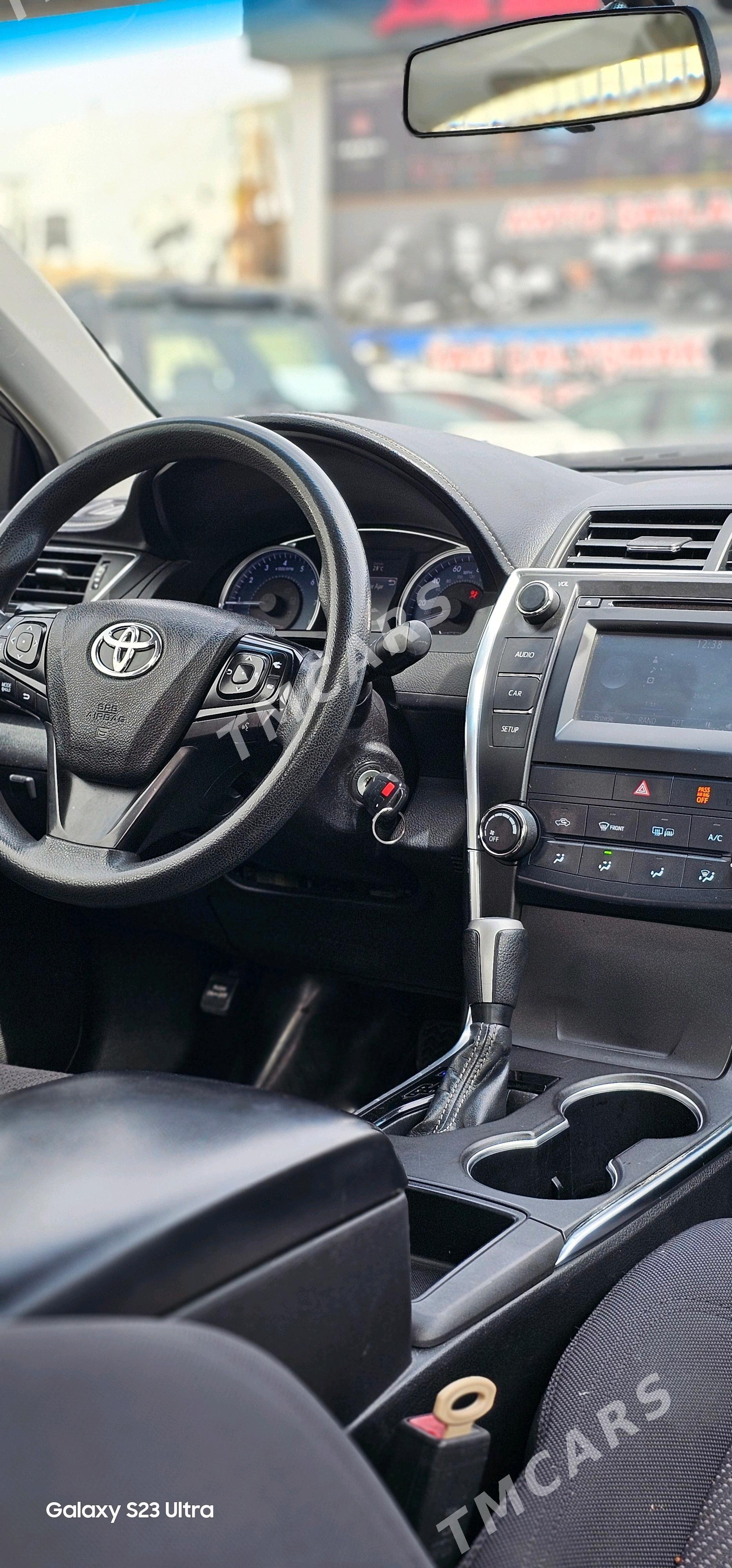 Toyota Camry 2016 - 235 000 TMT - Мары - img 7