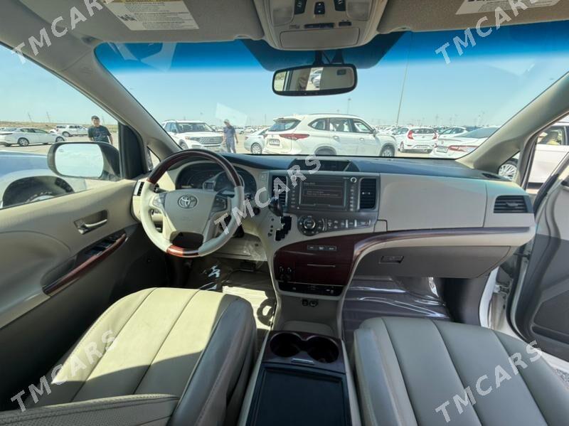 Toyota Sienna 2011 - 295 000 TMT - Ашхабад - img 2