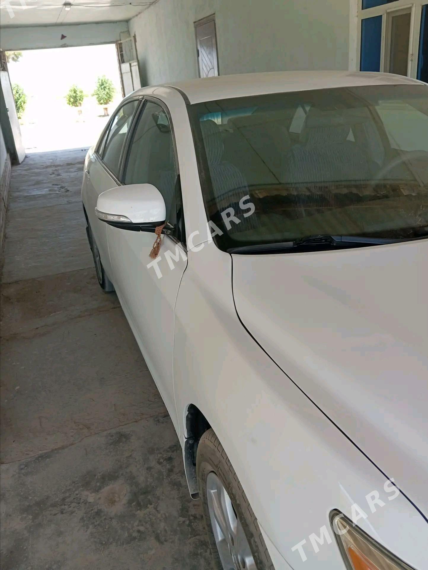 Toyota Camry 2010 - 195 000 TMT - Garabekewül - img 2