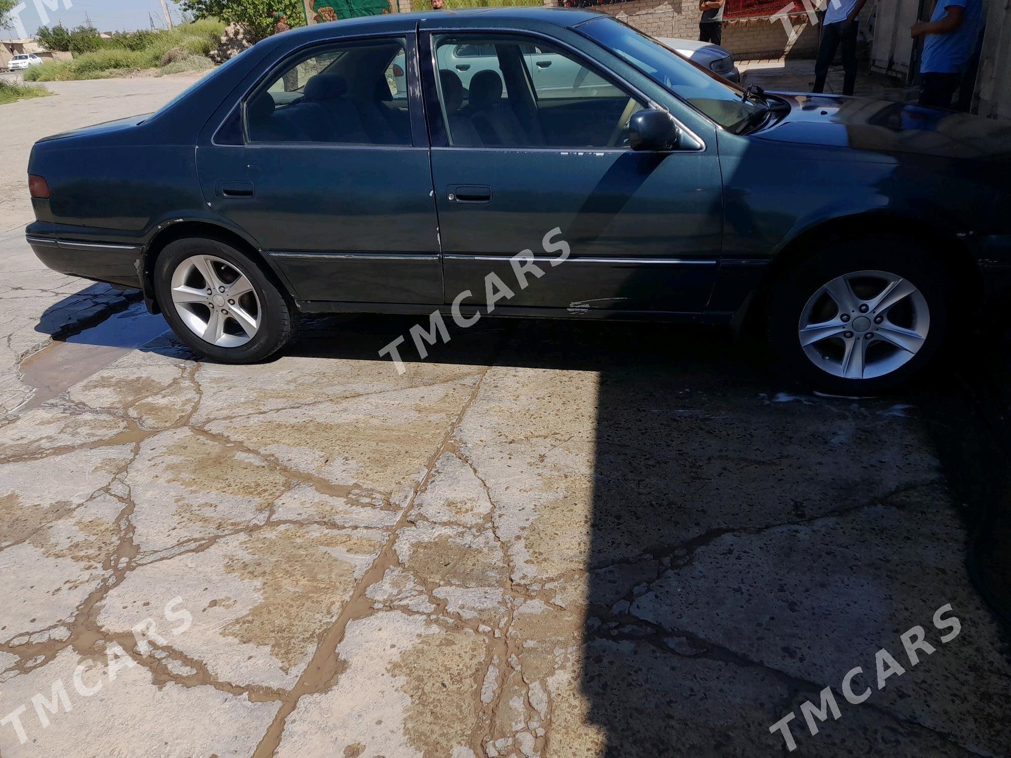 Toyota Camry 1998 - 85 000 TMT - Халач - img 3