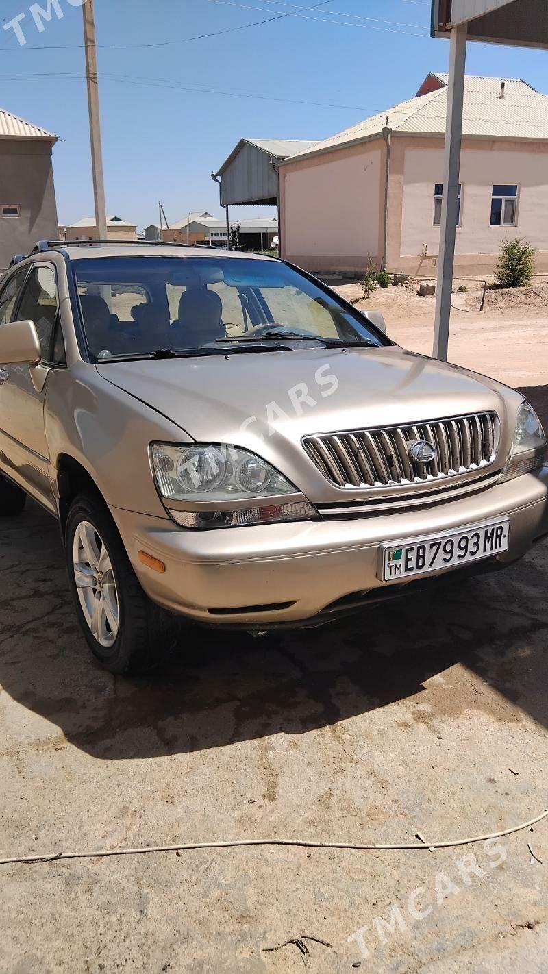 Lexus RX 300 2001 - 150 000 TMT - Мары - img 4