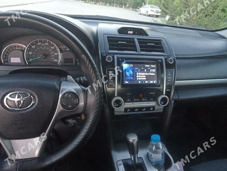 Toyota Camry 2013 - 240 000 TMT - Дашогуз - img 4