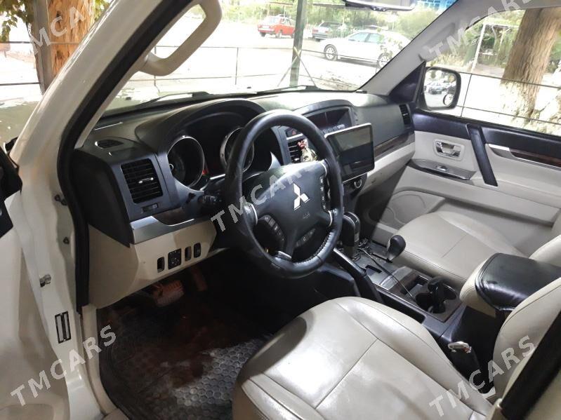 Mitsubishi Pajero 2014 - 280 000 TMT - Туркменабат - img 3
