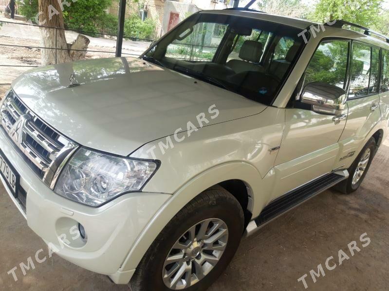 Mitsubishi Pajero 2014 - 280 000 TMT - Туркменабат - img 4