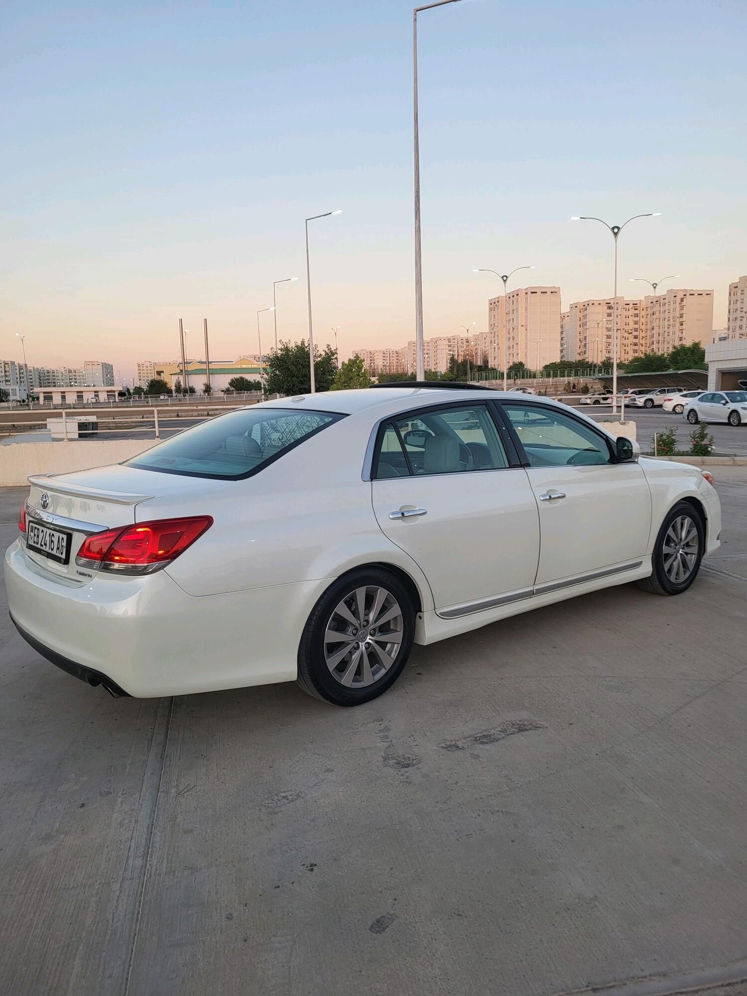 Toyota Avalon 2011 - 255 000 TMT - Aşgabat - img 4