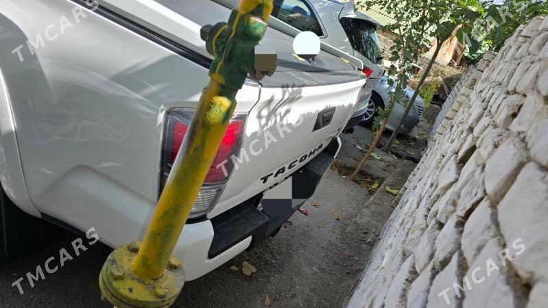 Toyota Tacoma 2020 - 650 000 TMT - Aşgabat - img 3