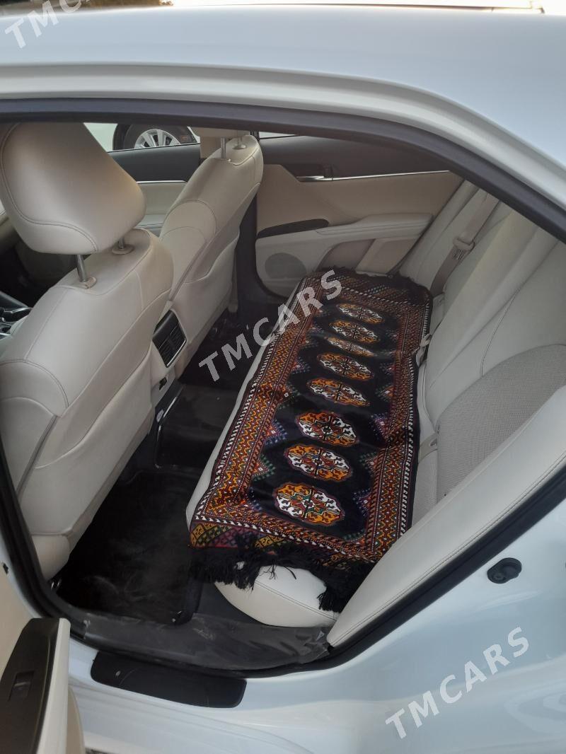 Toyota Camry 2022 - 704 000 TMT - Aşgabat - img 7