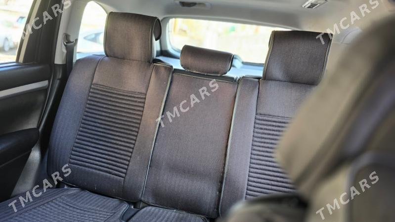 Toyota Highlander 2019 - 495 000 TMT - Aşgabat - img 7