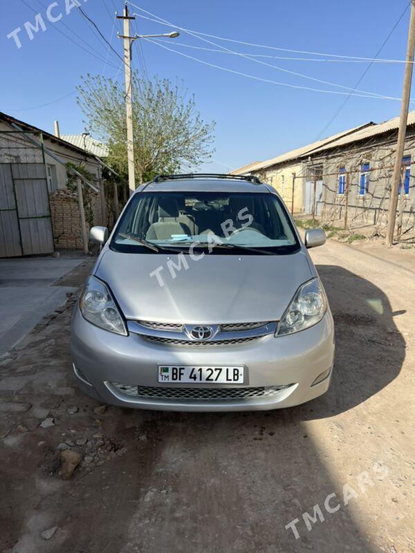 Toyota Sienna 2008 - 210 000 TMT - Halaç - img 8