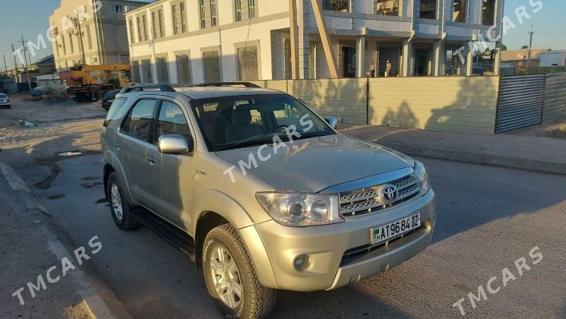 Toyota Fortuner 2008 - 250 000 TMT - Дашогуз - img 3