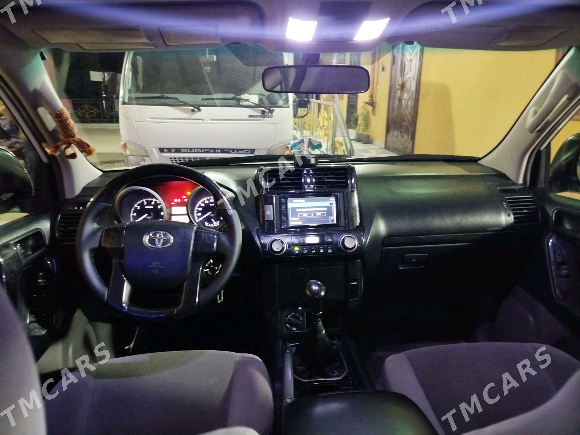 Toyota Land Cruiser Prado 2011 - 450 000 TMT - Dostluk - img 5