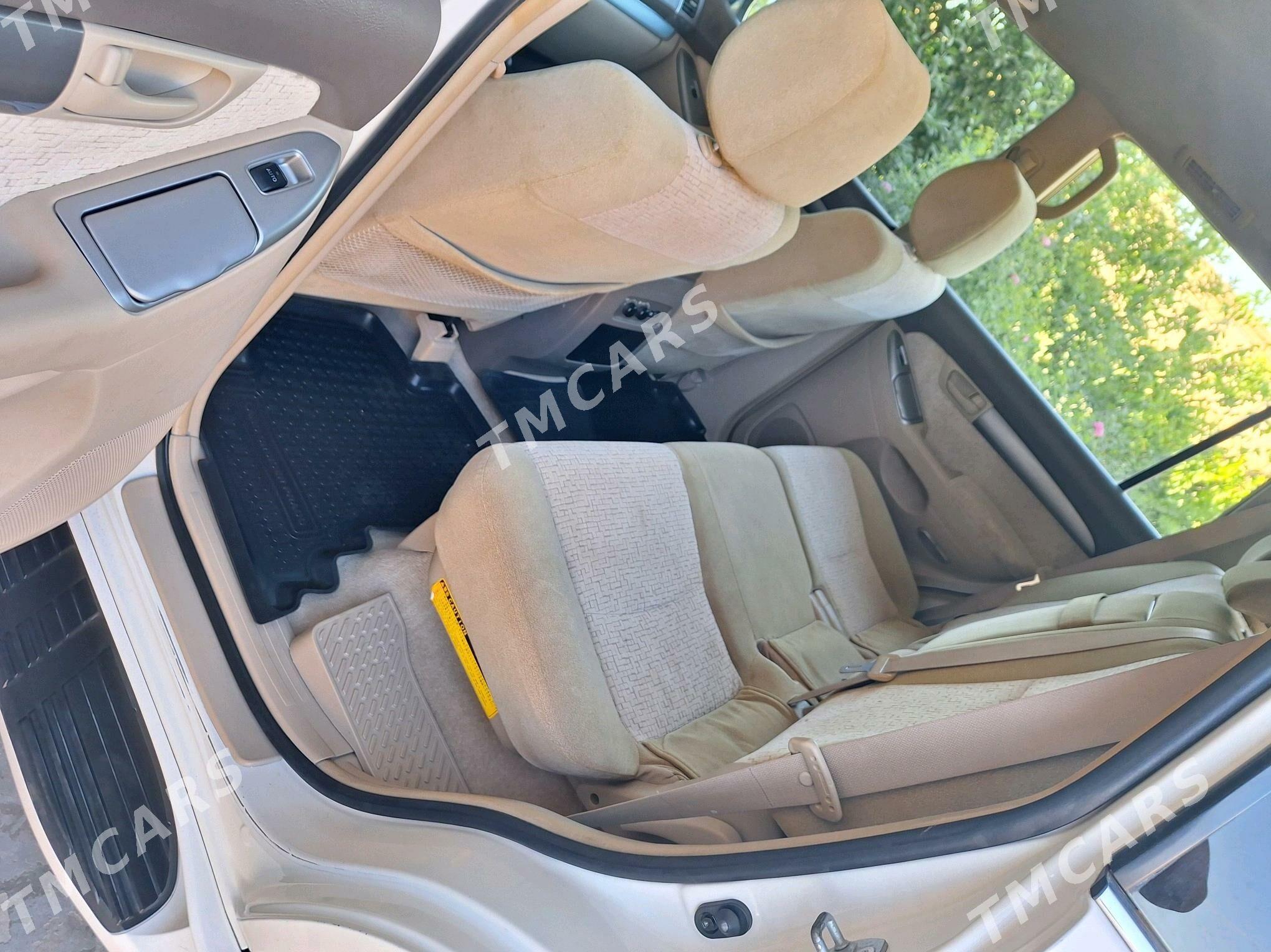 Toyota Land Cruiser Prado 2004 - 295 000 TMT - Daşoguz - img 8