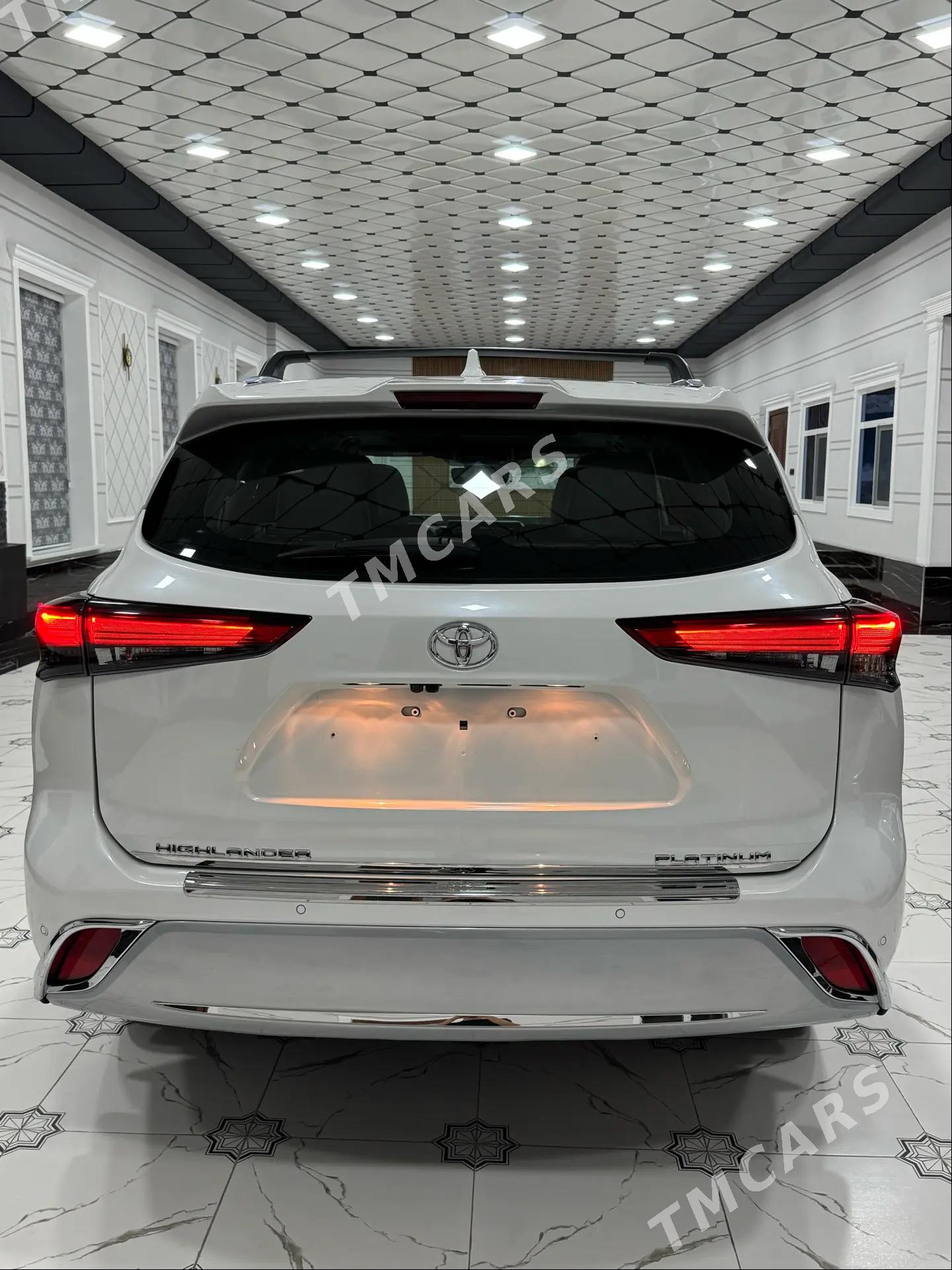 Toyota Highlander 2022 - 620 000 TMT - Aşgabat - img 5