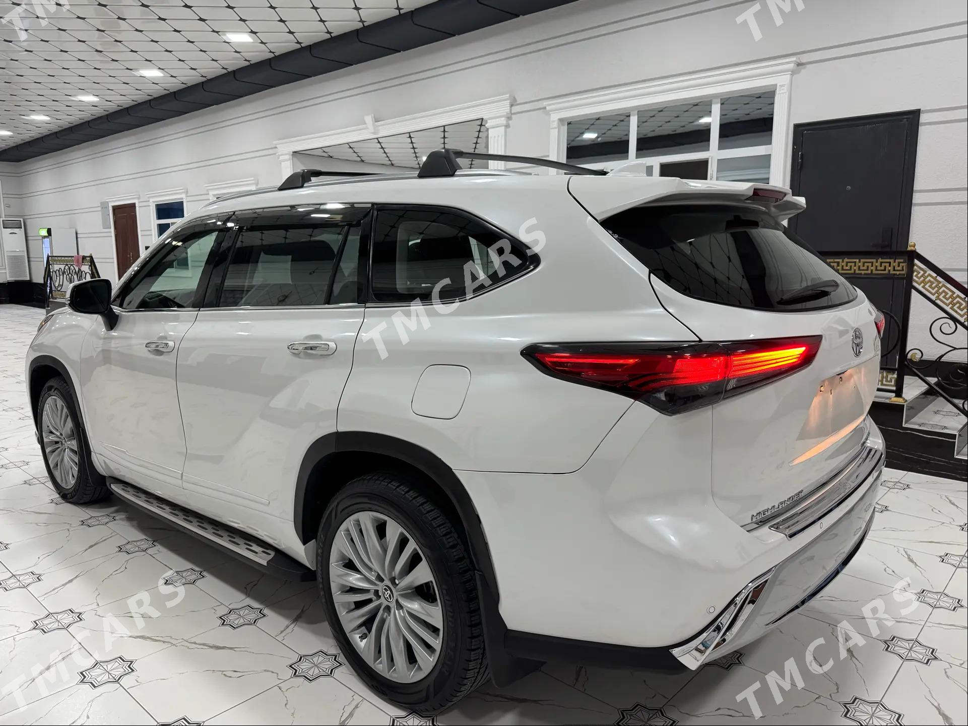 Toyota Highlander 2022 - 620 000 TMT - Aşgabat - img 3